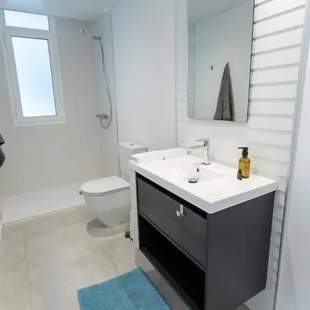 Casa Banderas - Relax And Unwind With A Beautiful View In *